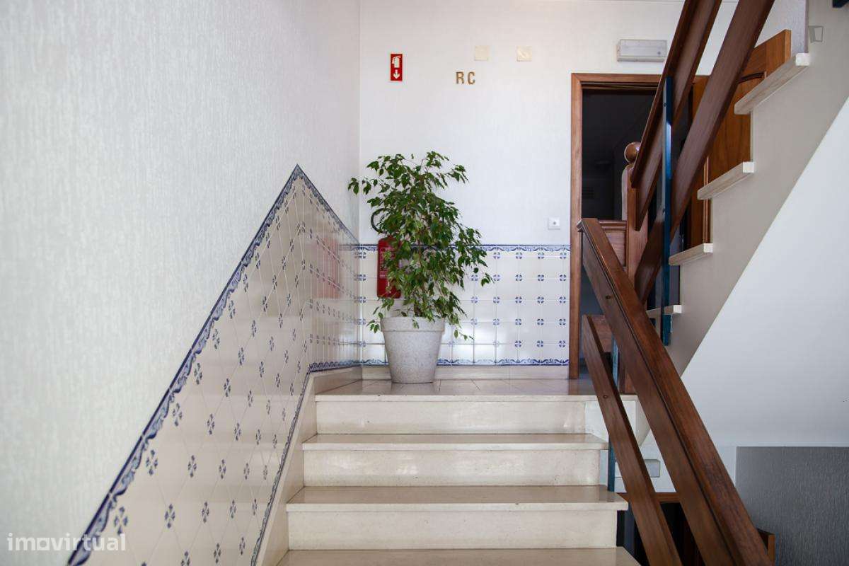 Quarto - localizado em São Jerónimo Coimbra - Grande imagem: 4/10