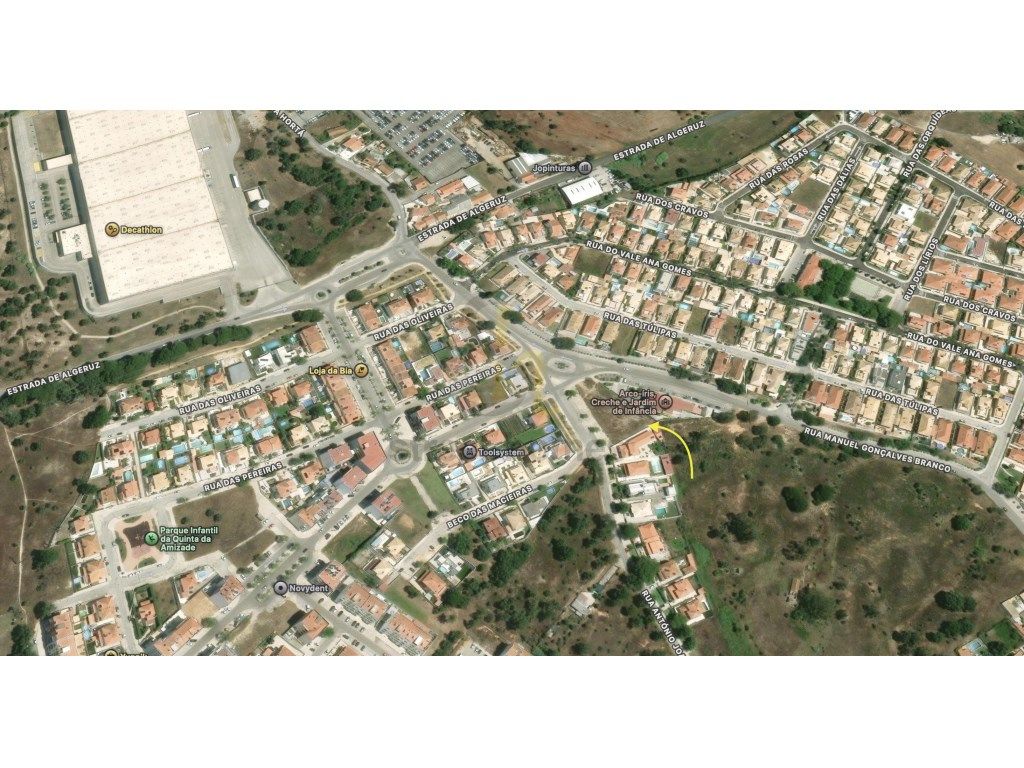 Terreno construção moradia isolada - Grande imagem: 1/2