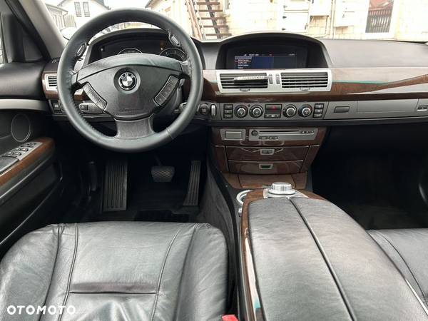 BMW Seria 7 730d - 21