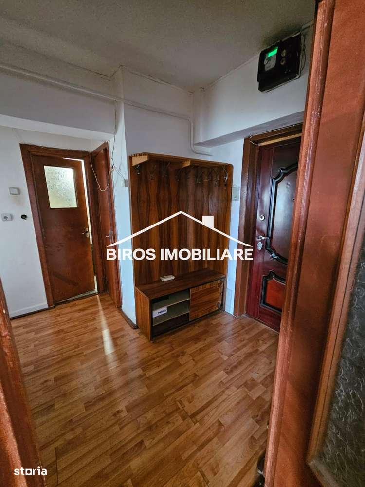 2 camere decomandat  Rovine / Cleo-4