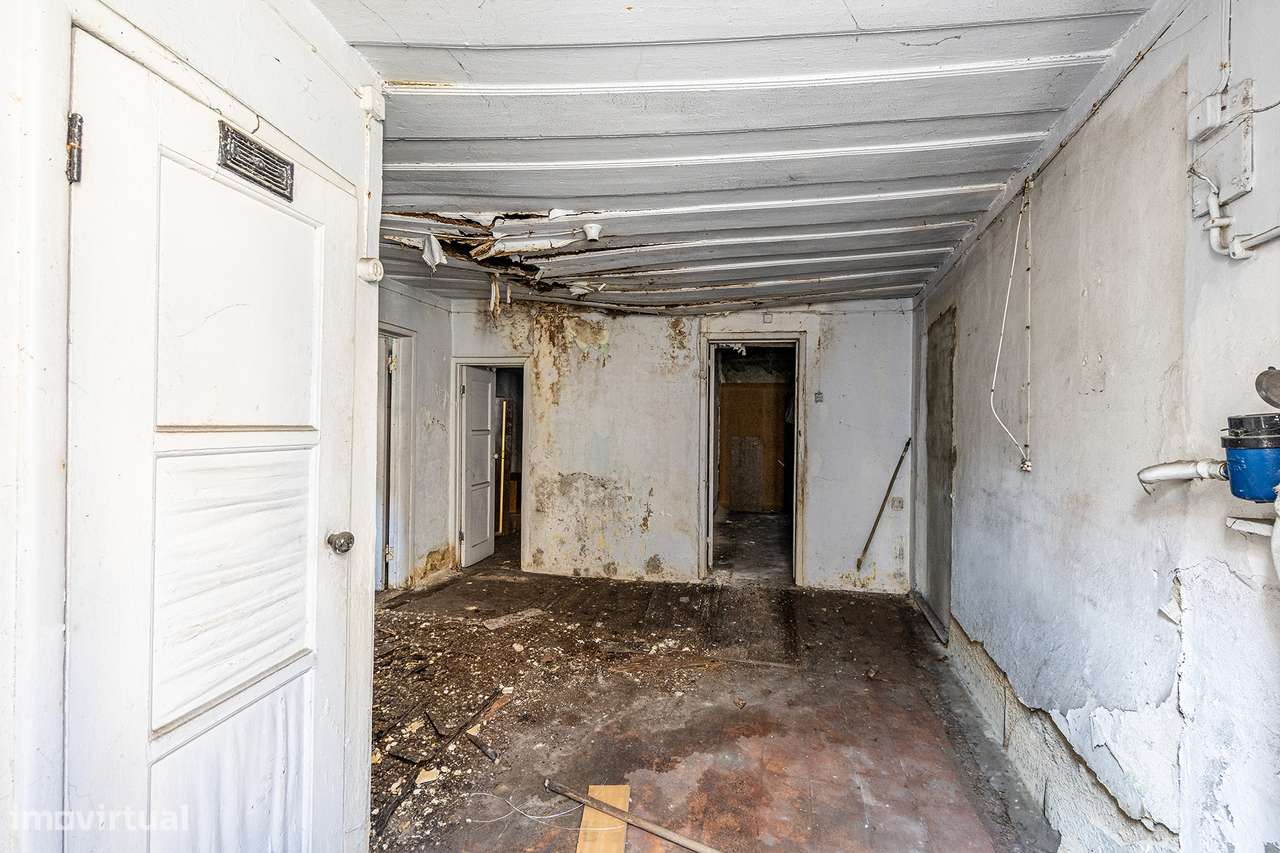 Ruina para Reconstrução Total - Excelente Oportunidade - Barcarena-4