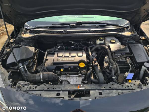 Opel Astra 1.4 Turbo Automatik Style - 9