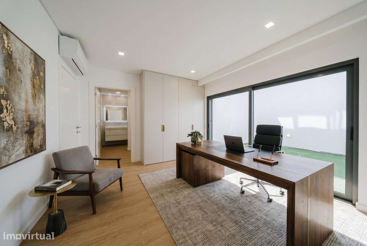 Moradia T5 de Luxo com Piscina e Vista Panorâmica em Mealhada, Loures-4