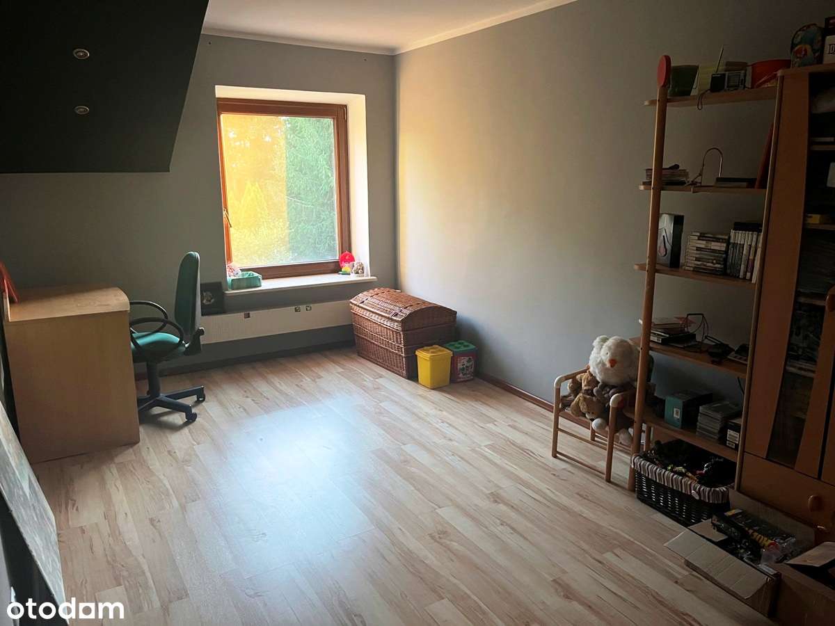 Sprzedam dom szeregowy, piwnica, garaż, ogród, gaz ziemny -Konin-17