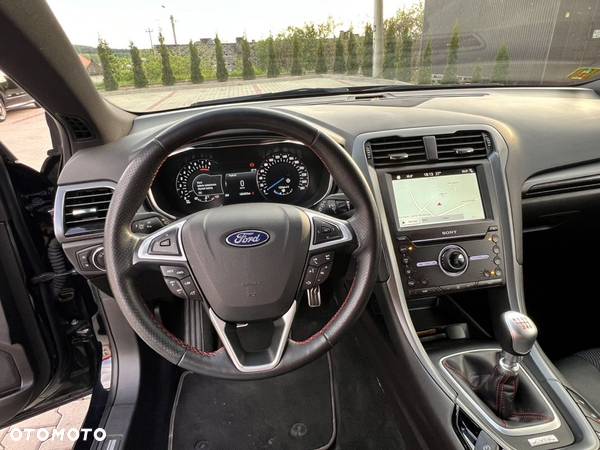 Ford Mondeo 1.5 EcoBoost ST-Line X - 27