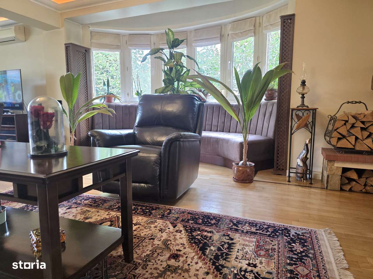 Vilă excepțională cu lift, piscina și teren de 1000 mp | VOLUNTARI-1