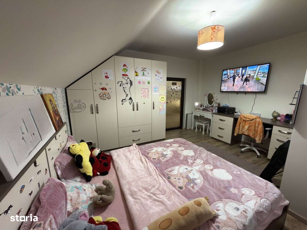 Casă complet mobilata si utilata cu 4 camere + garaj | Teren 744 mp-17