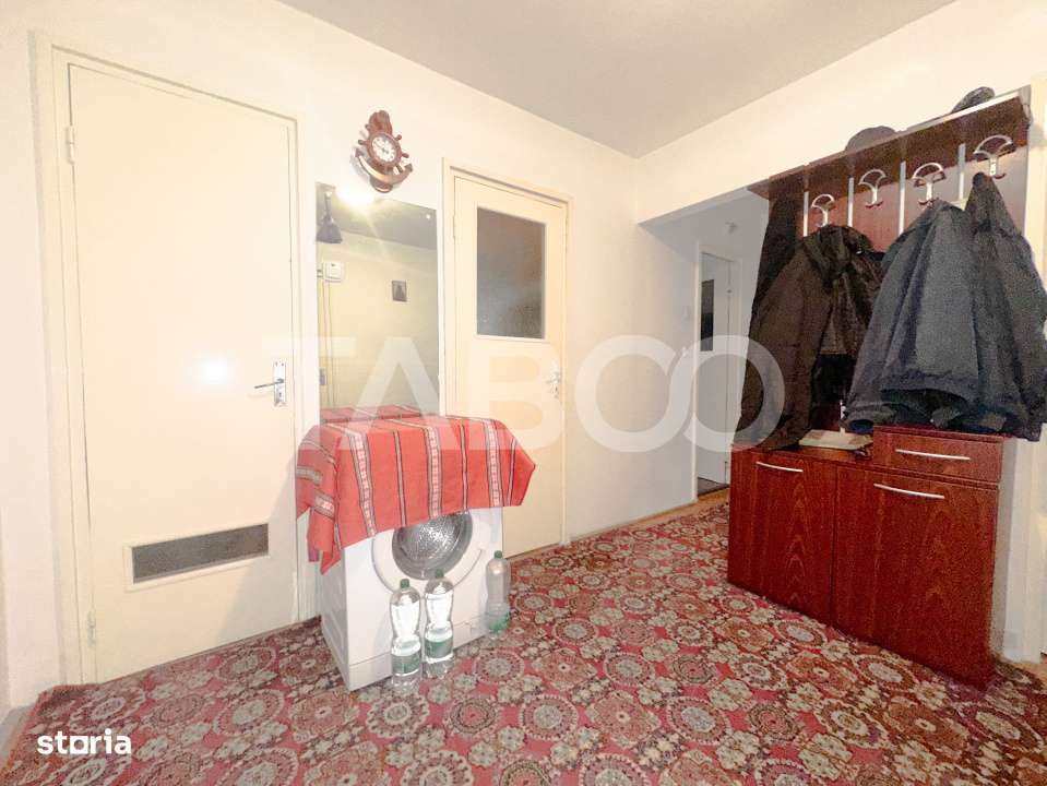 De vanzare apartament cu 4 camere decomandate cartierul Manastur - Imagine principală: 4/10