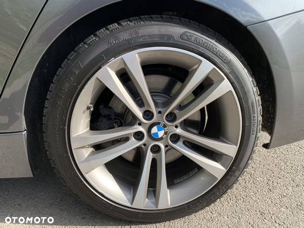 BMW Seria 3 335i Sport Line - 11