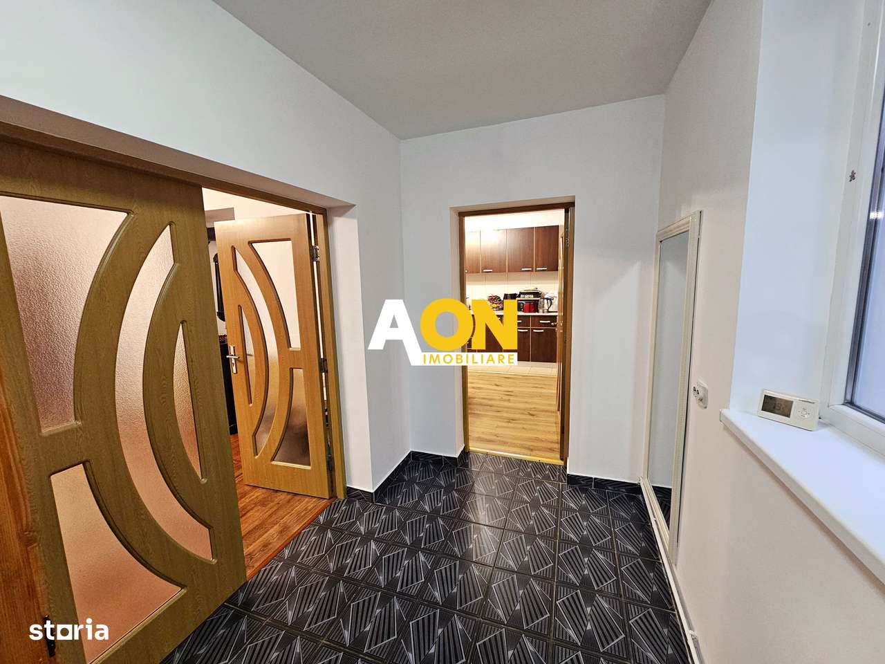 Casa cu doua corpuri, 5 camere, 1580 mp teren, Dealul Furcilor - Imagine principală: 4/20