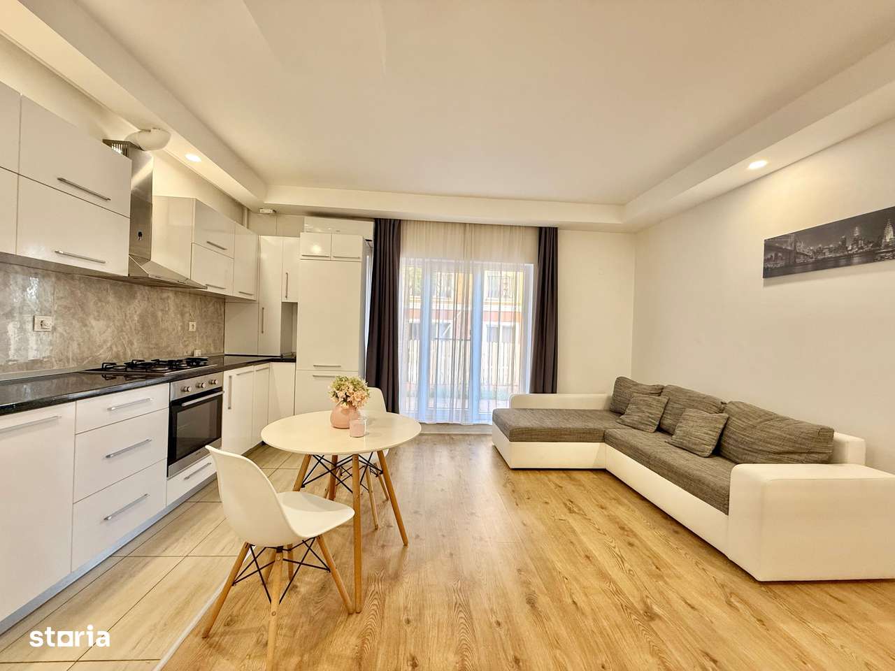 COSMOPOLIS - Apartament 2 camere, parter, mobilat si utilat - Imagine principală: 2/17