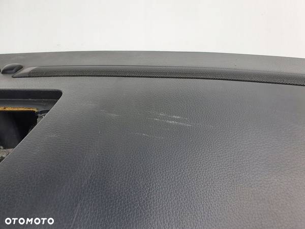 Volvo S60 V70 II DESKA ROZDZIELCZA KONSOLA czarna - 3