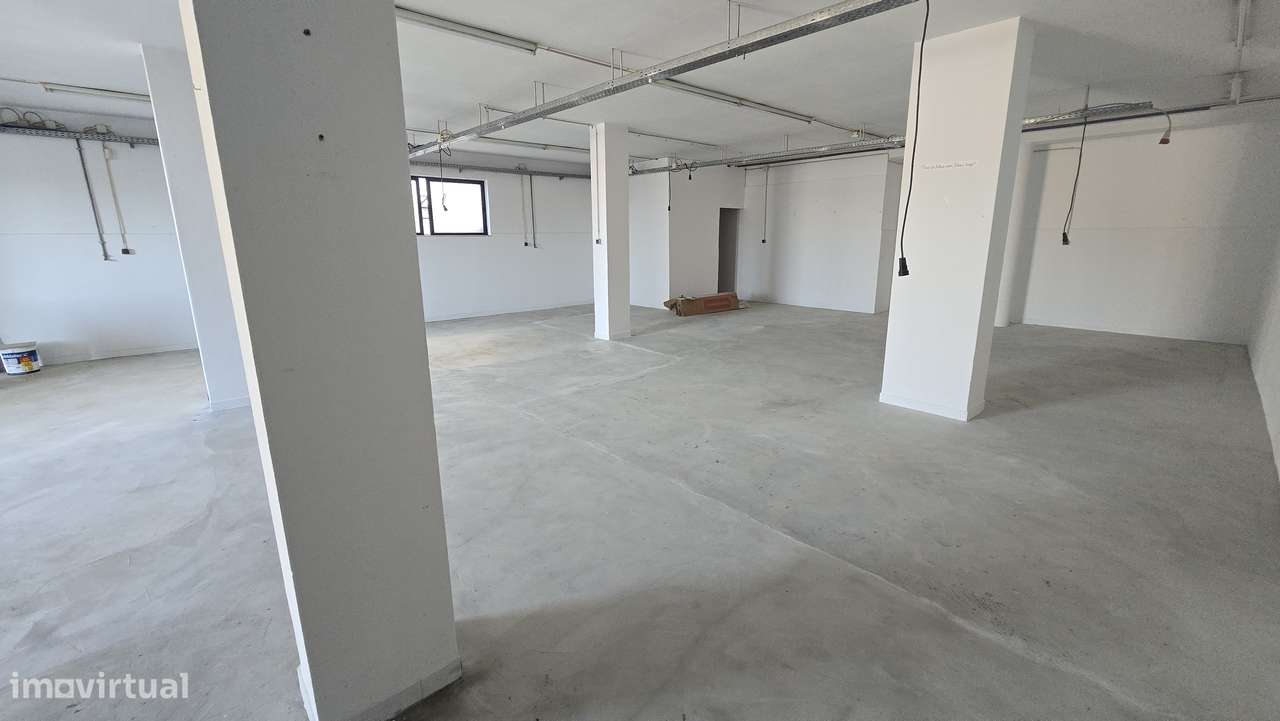 Garagem/Armazém 160 m2 Sanguedo - Grande imagem: 5/12