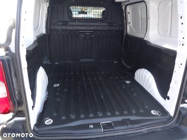 Toyota PROACE CITY - 12