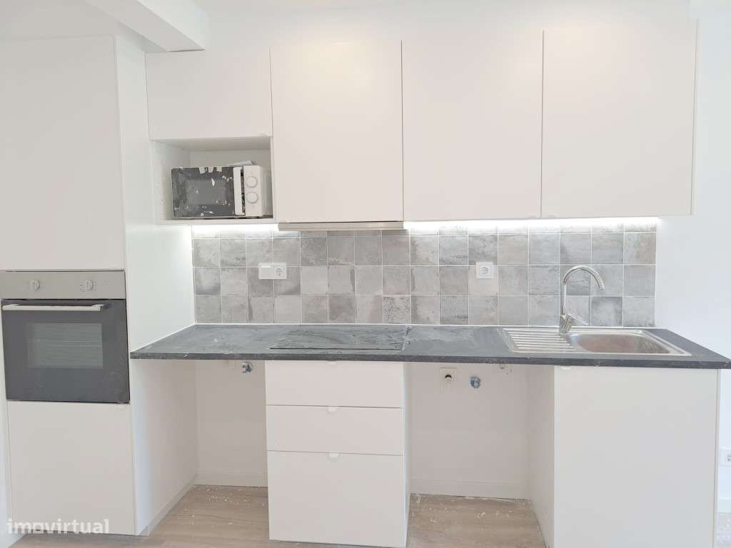 Apartamento T2 com pátio para venda em Algueirão-Mem Martins - Sint... - Grande imagem: 2/39