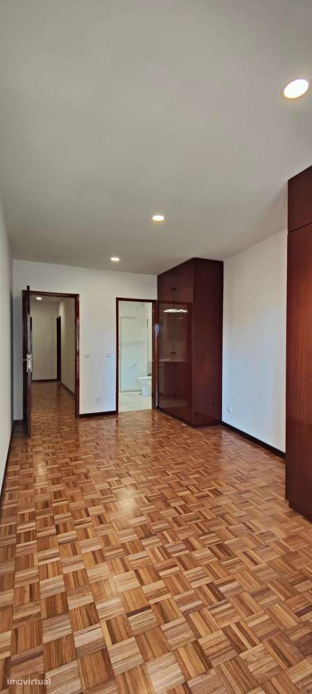 T3 à Arca d´Água, renovado - Grande imagem: 4/16