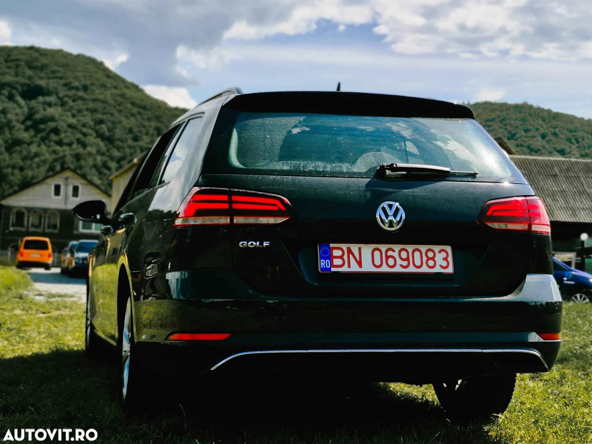 Volkswagen Golf 1.0 TSI Comfortline - 9