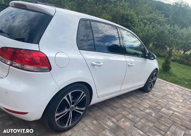 Volkswagen Golf - 13