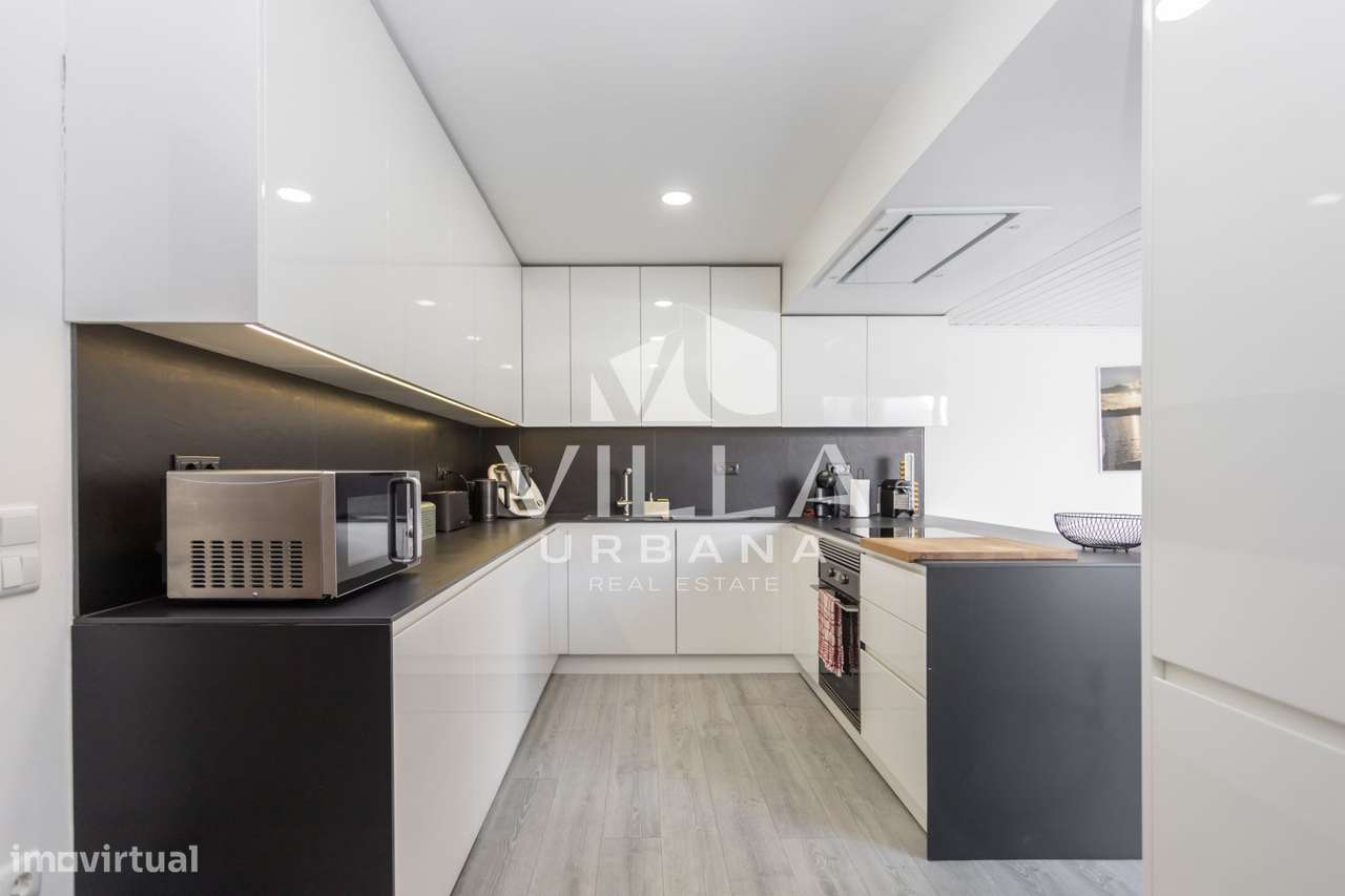 Moradia T3 com Excelentes Áreas, Garagem e Espaço Exterior em Alcabi-25