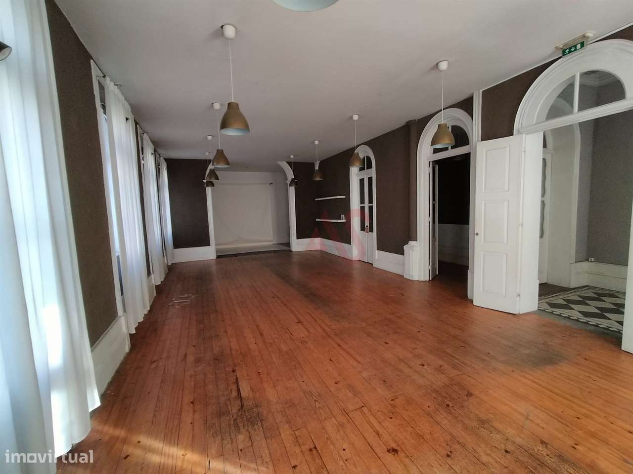 Sala Mítica e de Charme para Arrendar - Cidade de Vizela - Grande imagem: 4/12