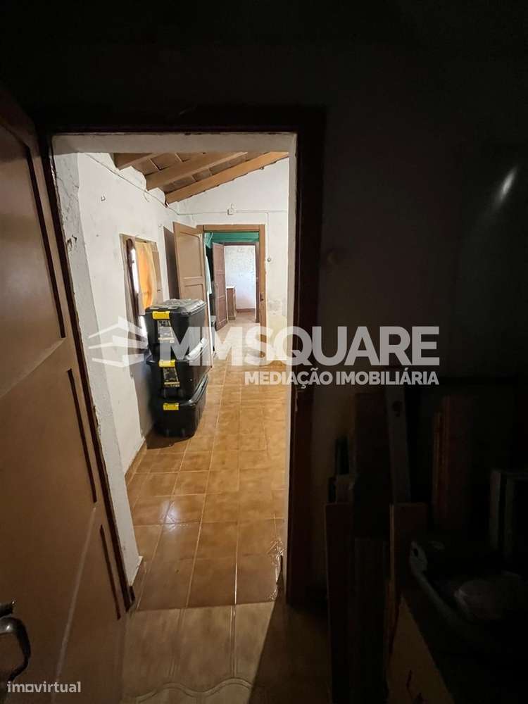 Moradia T3 inserida na zona histórica de Ourique-15