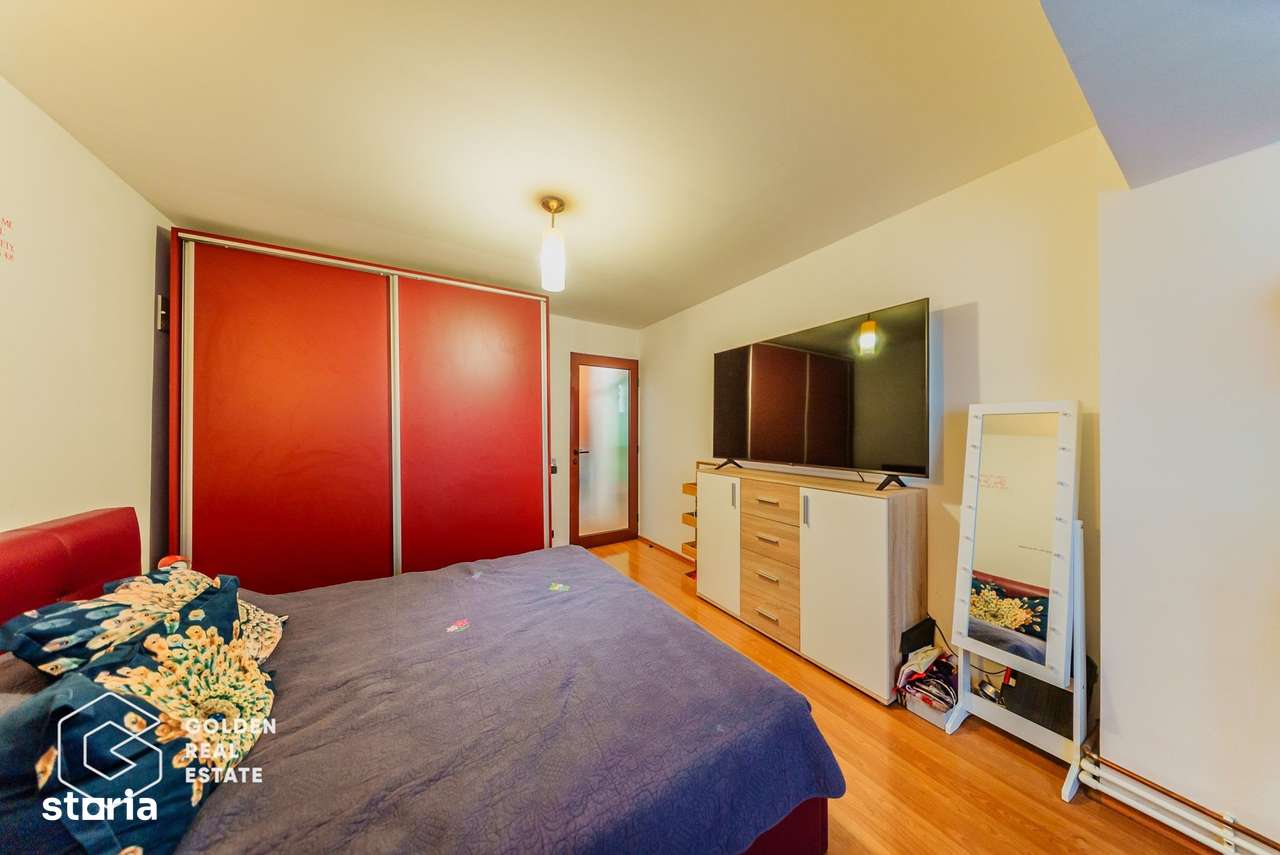 Apartament 4 camere, decomandat, etaj 2, Micalaca, str Fratiei - Imagine principală: 4/17