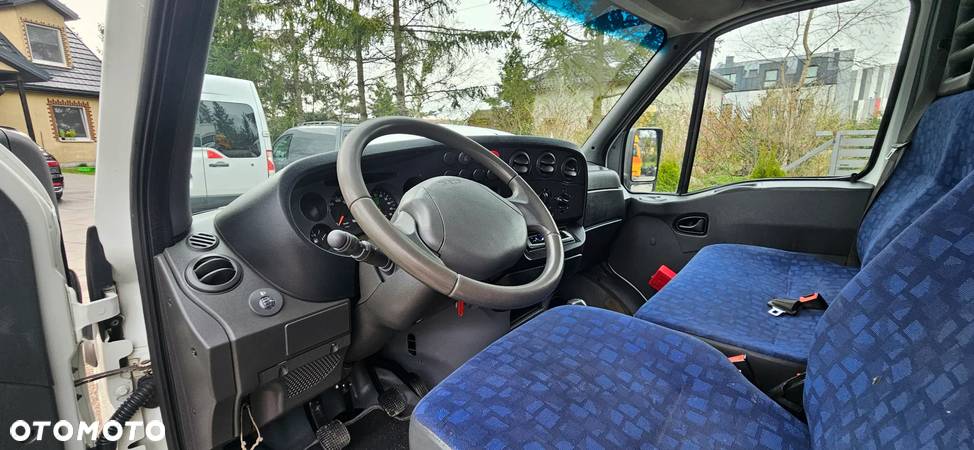 Iveco DAILU KONTENER MAXI BLIŹNIAKI - 25