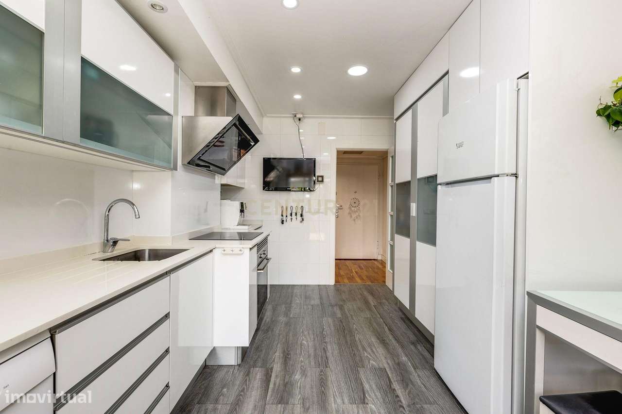 T3 com terraço de 38 m² e garagem | Quinta do Almirante – Loures-6