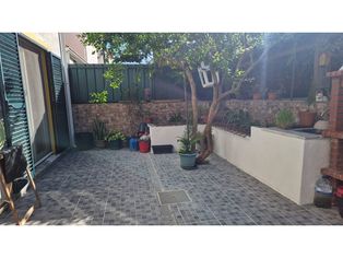 Moradia de 3 Pisos Com Garagem e Aproveitamento de Sótão - Grande imagem: 2/25