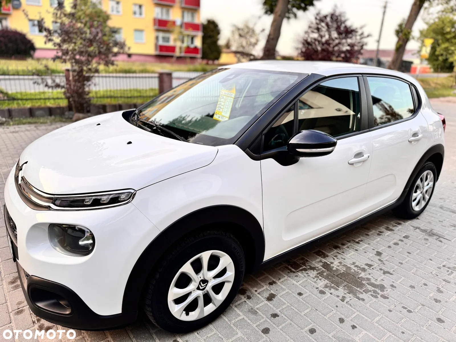 Citroën C3 BlueHDi 100 S&S FEEL - 15