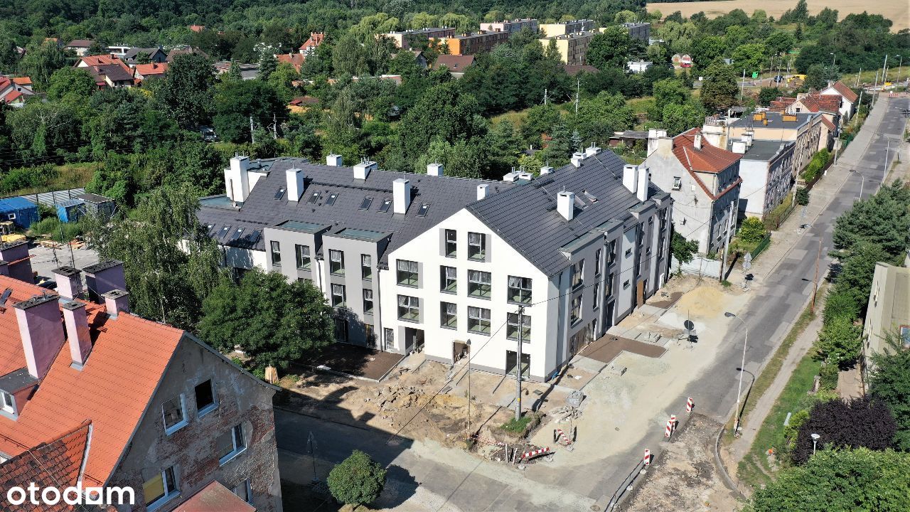 Lokal usługowy w nowym budynku - gotowy - Leśnica
