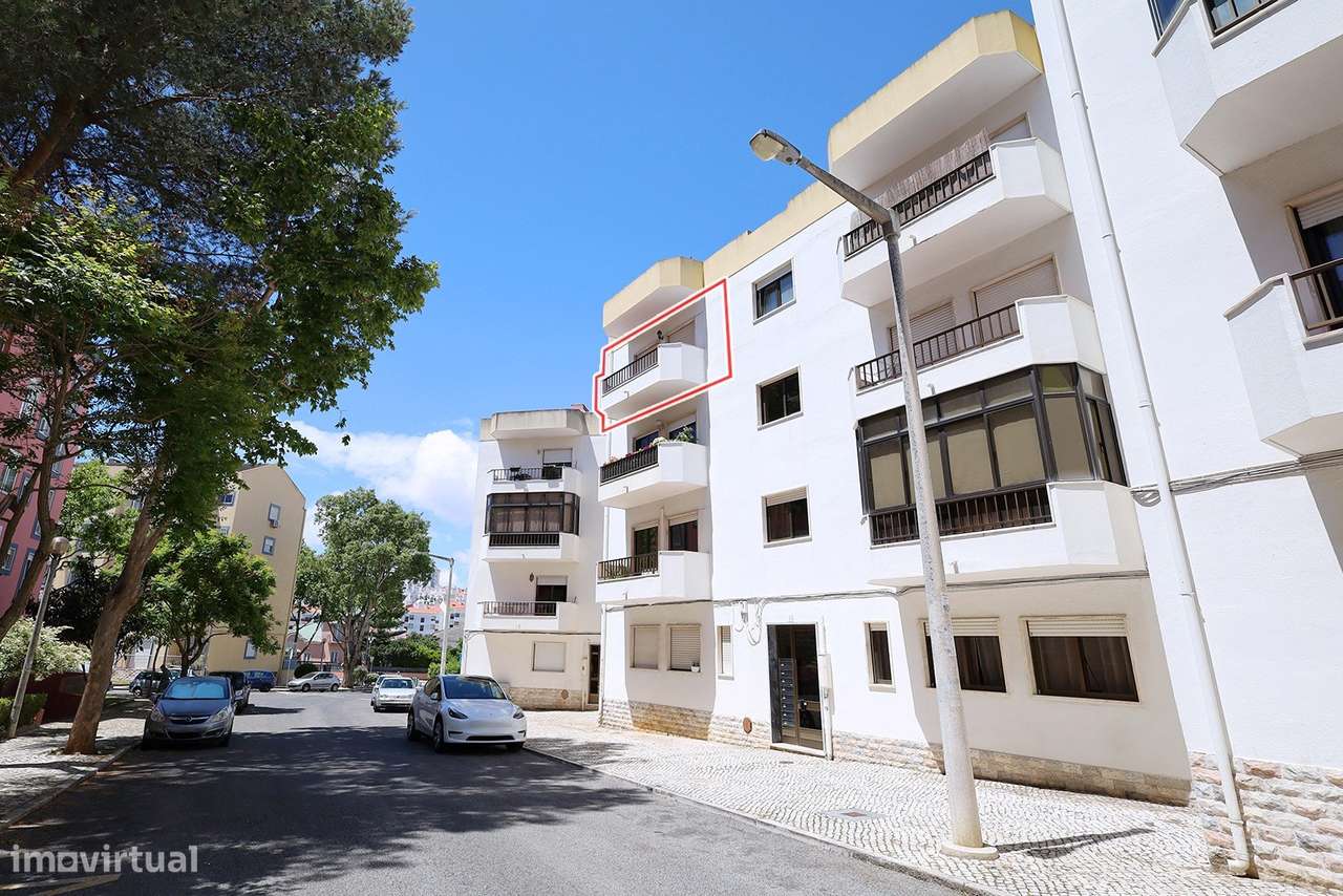 T2 - Apartamento com Varanda - Alapraia – Estoril-31
