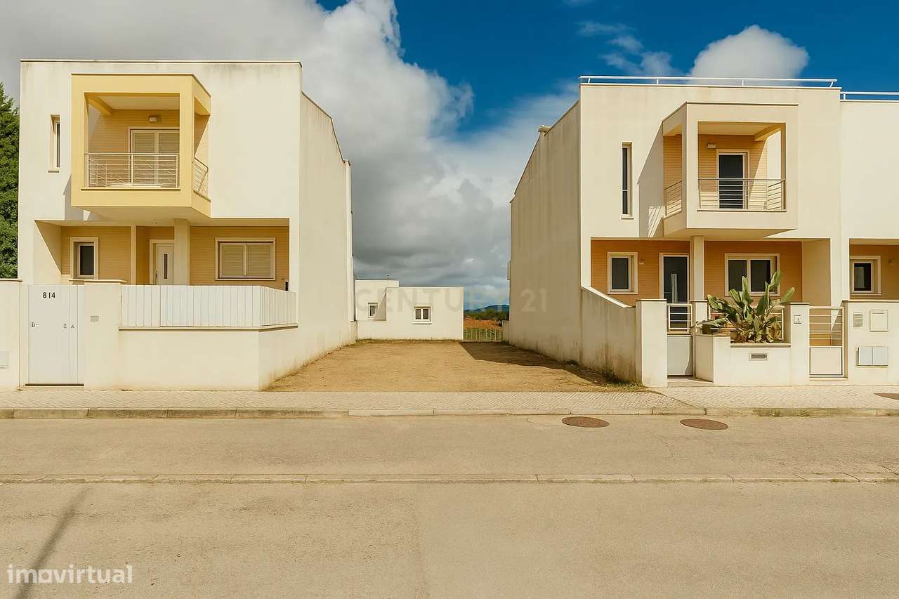 Terreno Urbano em Sesimbra com Projeto Aprovado - 85.000€ - Grande imagem: 2/10