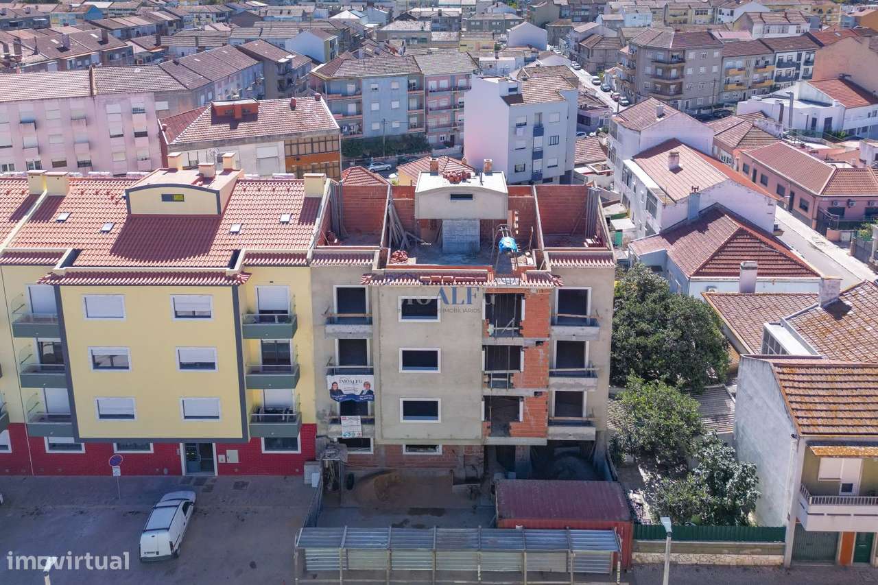 Apartamento T2, com arrecadação no Lavradio- Barreiro - Grande imagem: 3/26