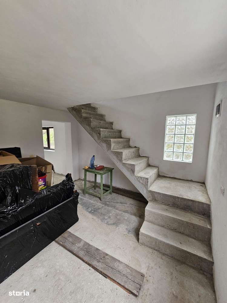 Casă de vânzare în comuna Mușătești, sat Mușătești, județ Argeș.-9