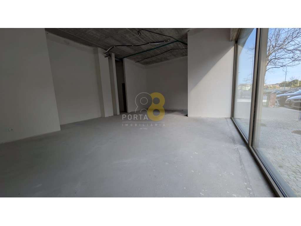 Espaço Comercial Novo em Matosinhos Sul - Localização Premium-8