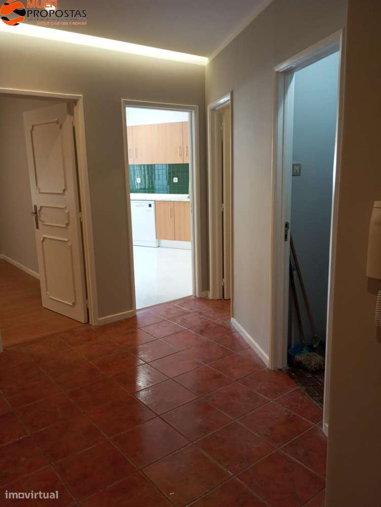 T2 + 1 RENOVADO- S. VITOR - Grande imagem: 5/22