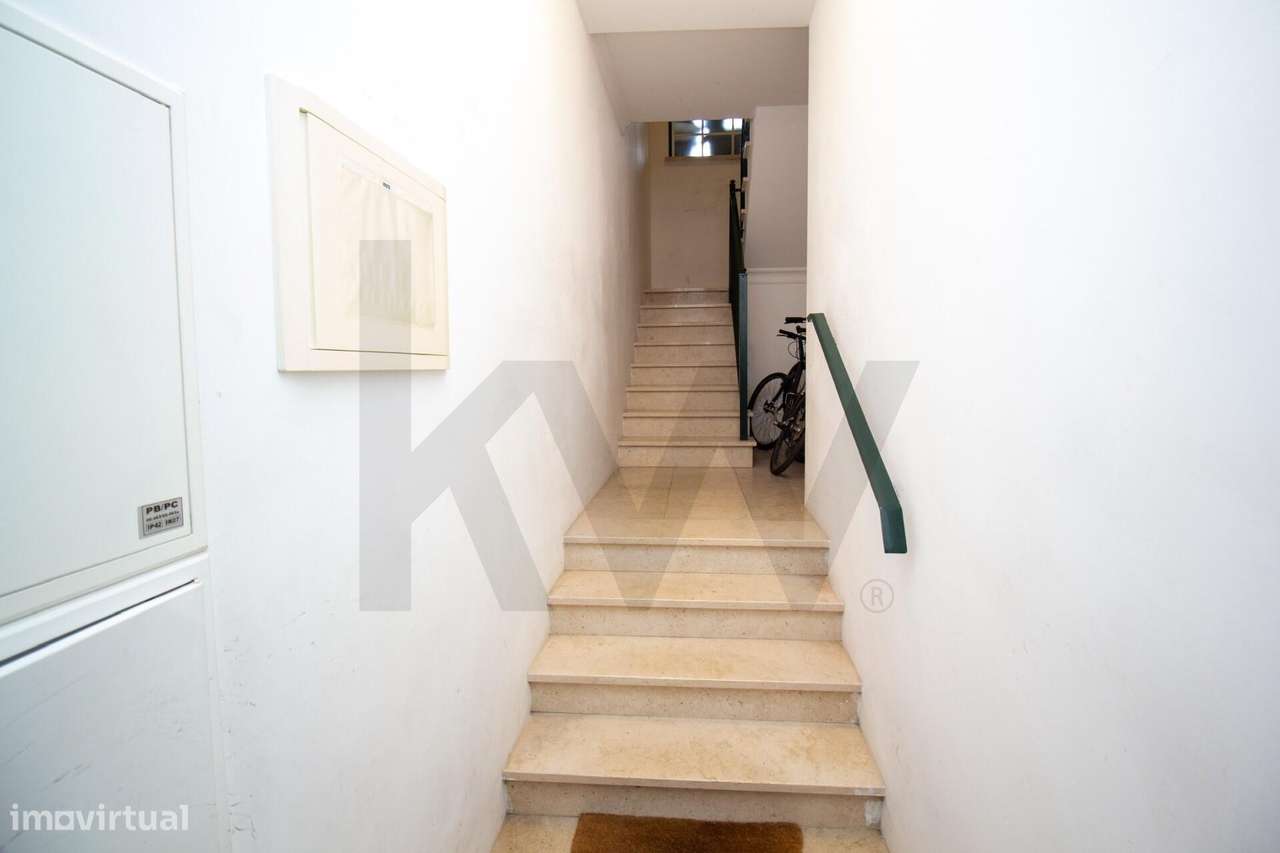Apartamento Duplex T2 no Centro de Almeirim-1