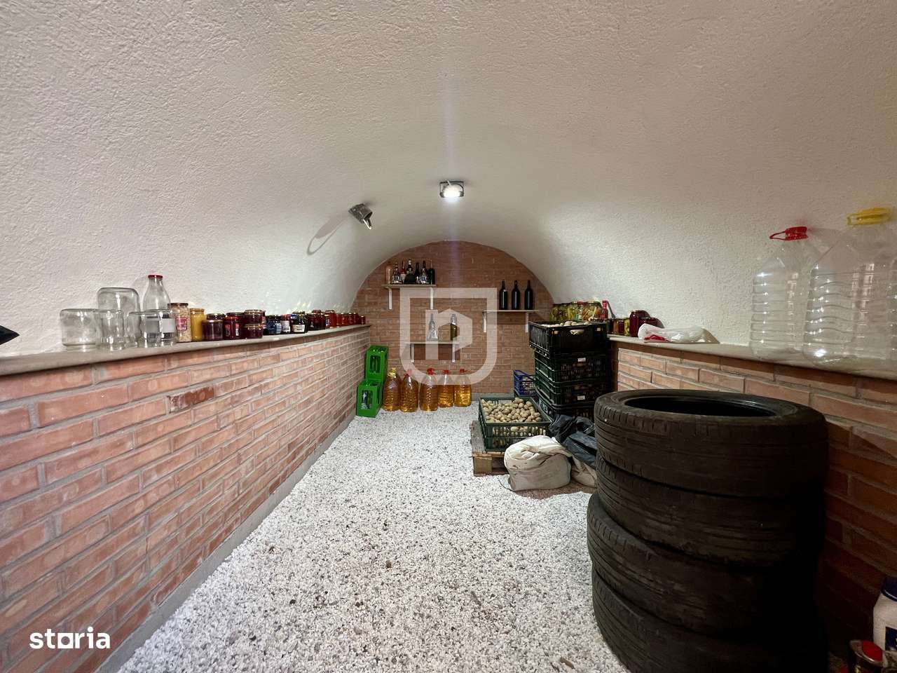 Casa lux de vanzare in Bucsoaia | Gura Humorului-9