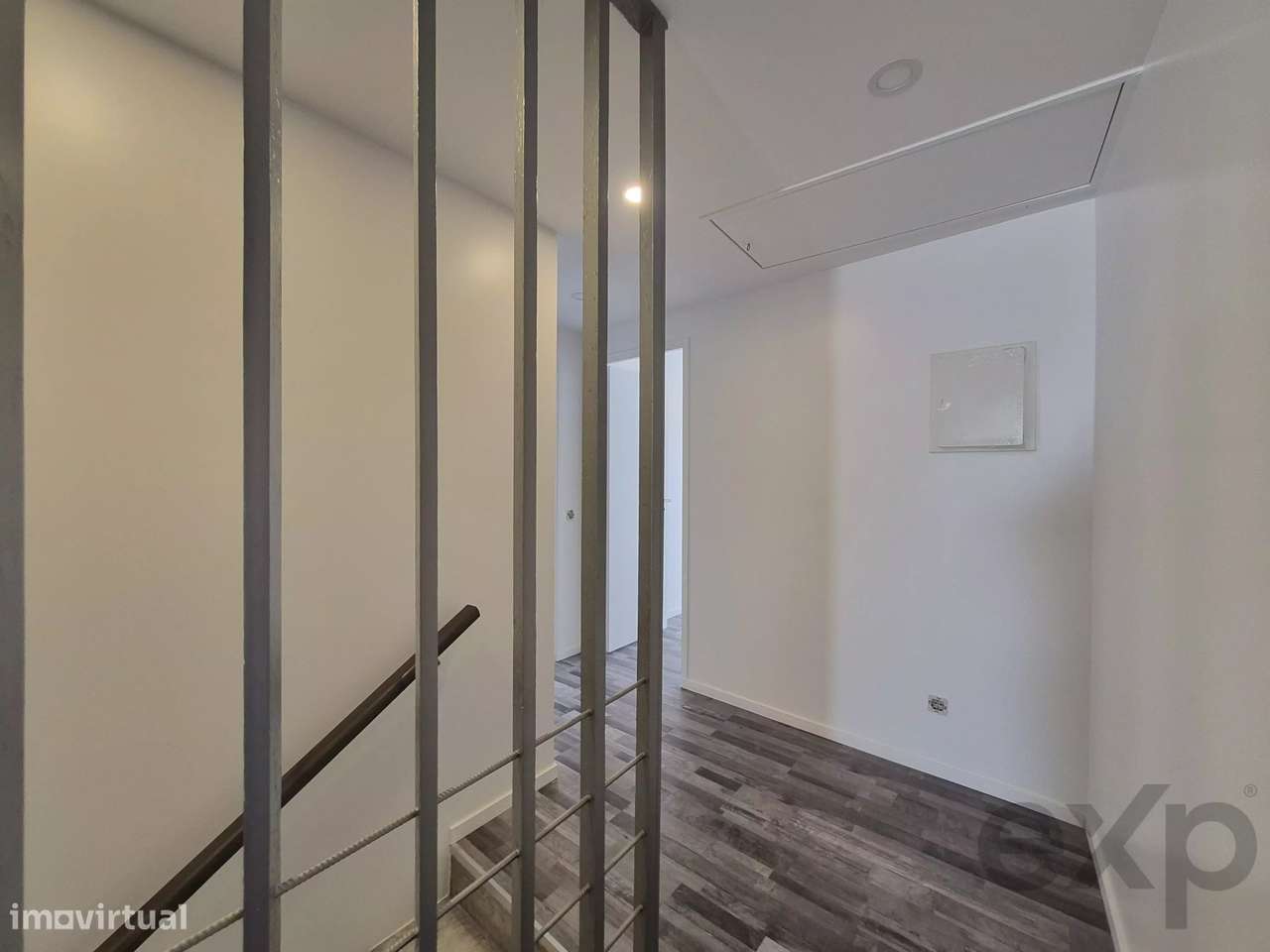 Casa nova, 2 quartos, amplo pátio, centro de Alvor-36