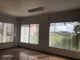 Loja - Setubal - 80m2 - Av. Descobertas 26 - Arrenda - Grande imagem: 5/9