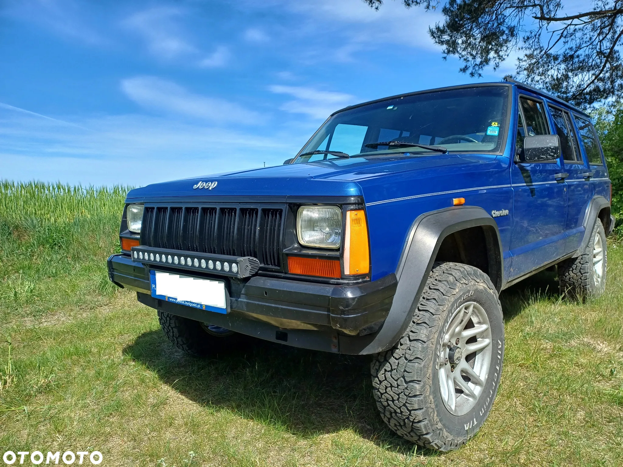 Jeep Cherokee - 6