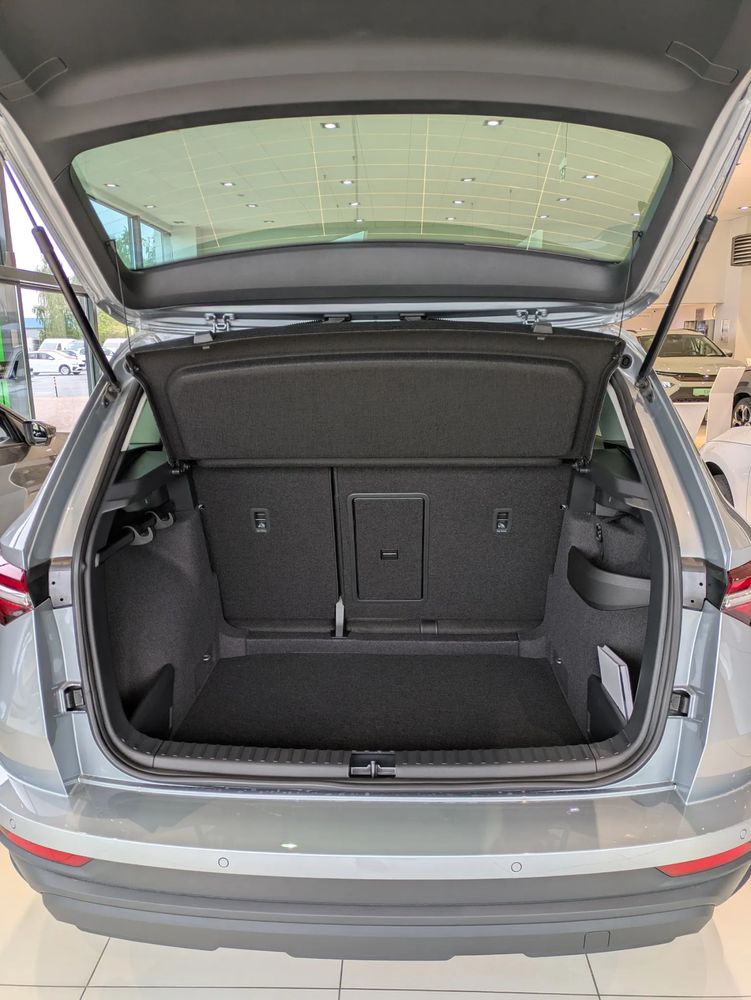 SKODA KAROQ Karoq Drive 1,5 TSI 150 KM 6-biegowa manualna