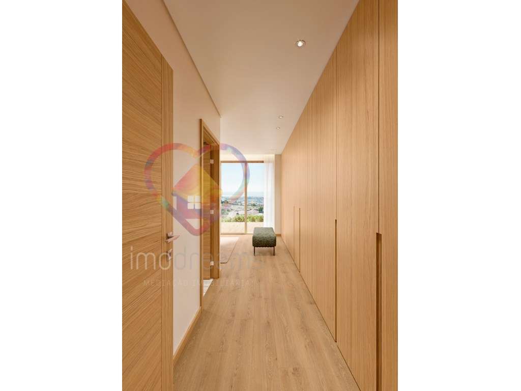 Apartamento T3+ com 3 Frentes em Vialonga - Lisboa-17