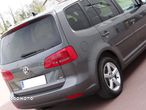 Volkswagen Touran - 21