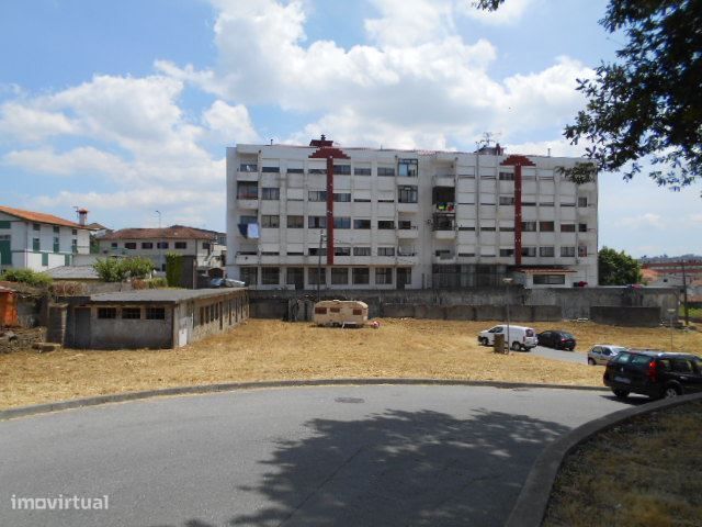 Terreno p/ Construção - Freamunde