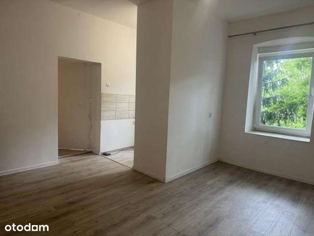 Na Górnej, 34mkw, 2 pokoje na 1 piętrze.-1