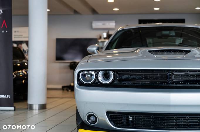 Dodge Challenger Automatik R/T Plus - 10