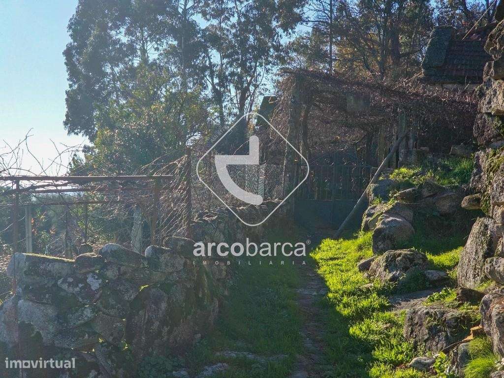 Moradia Rústica em Pedra para Restauro - Grande imagem: 4/35