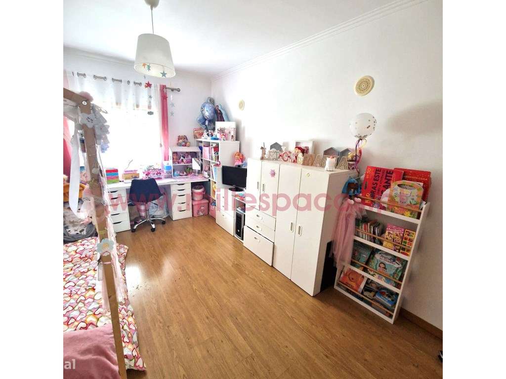 Apartamento T3 usado em Montijo e Afonsoeiro, com garagem e elevado...-17